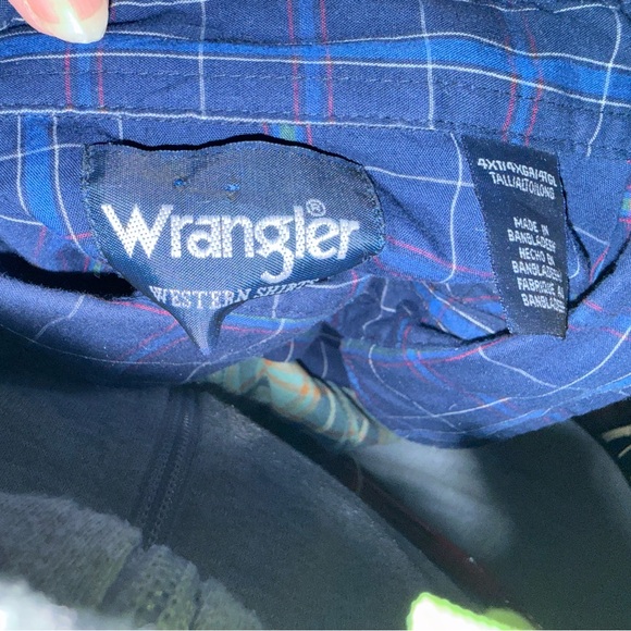 Wrangler Western Men’s 4XL Navy Checkered Button Up - Picture 3 of 3
